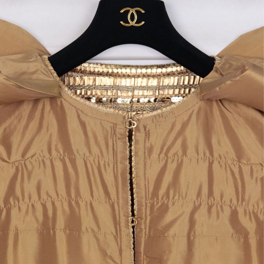 Chanel 19年埃及系列秀款金色亮片四口袋上衣外套-11