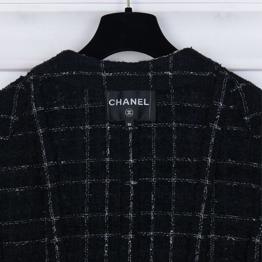 Chanel 21S秀款黑色亮片格纹四口袋上衣外套-15