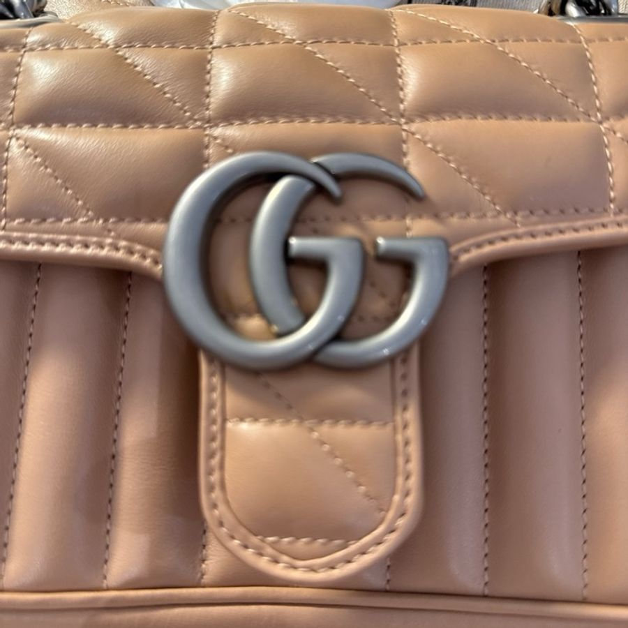 【斷捨離 / 全新閒置】正品 Gucci GG Marmont 可肩揹/斜揹絎縫皮革翻蓋鏈條包 22cm-4