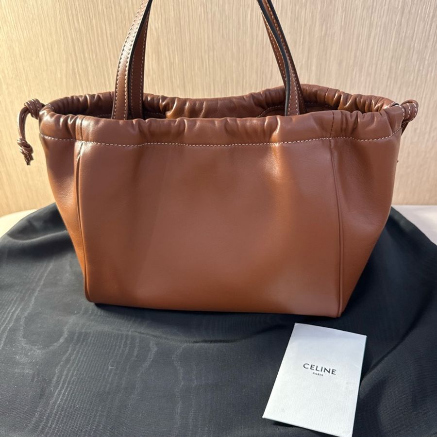 【斷捨離 / 全新閒置】 Celine Cabas Drawstring 凱旋門皮革兩用抽繩包(經典焦糖色)-1
