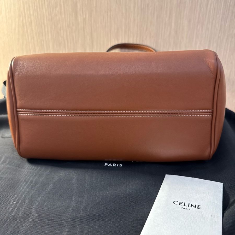 【斷捨離 / 全新閒置】 Celine Cabas Drawstring 凱旋門皮革兩用抽繩包(經典焦糖色)-2