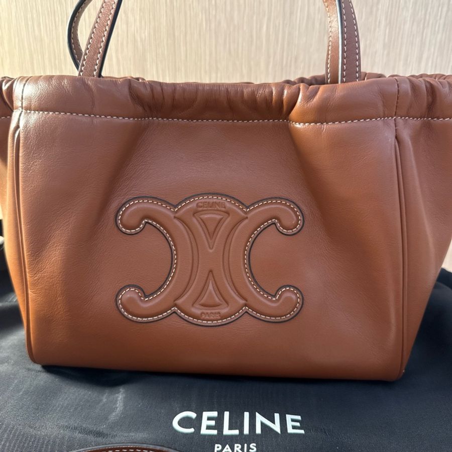 【斷捨離 / 全新閒置】 Celine Cabas Drawstring 凱旋門皮革兩用抽繩包(經典焦糖色)-5
