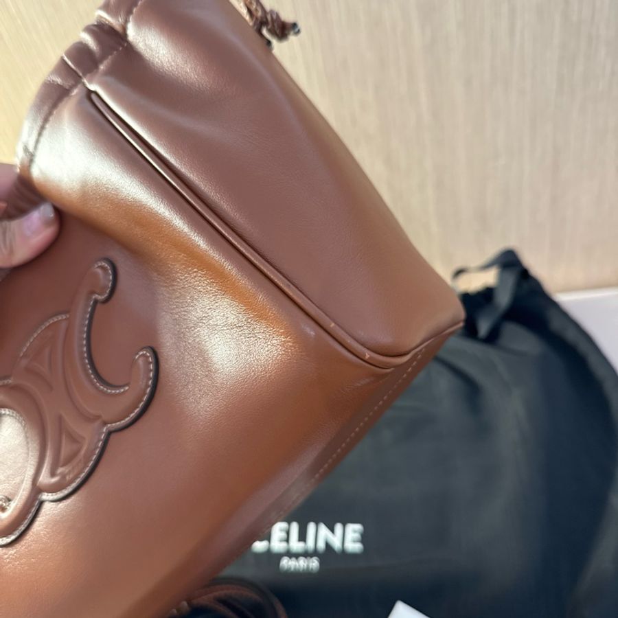 【斷捨離 / 全新閒置】 Celine Cabas Drawstring 凱旋門皮革兩用抽繩包(經典焦糖色)-11