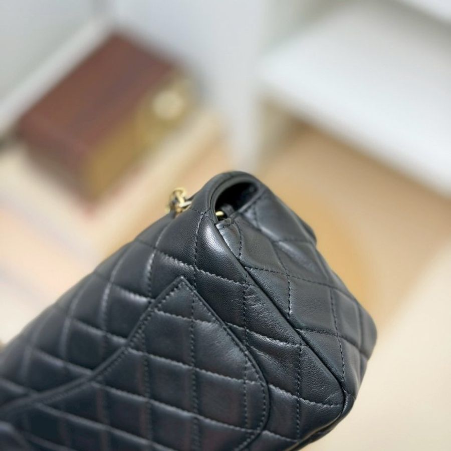 （天菜不必多說💛）🏷Chanel 香奈兒．金球 CF20 大Mini 經典口蓋包-11