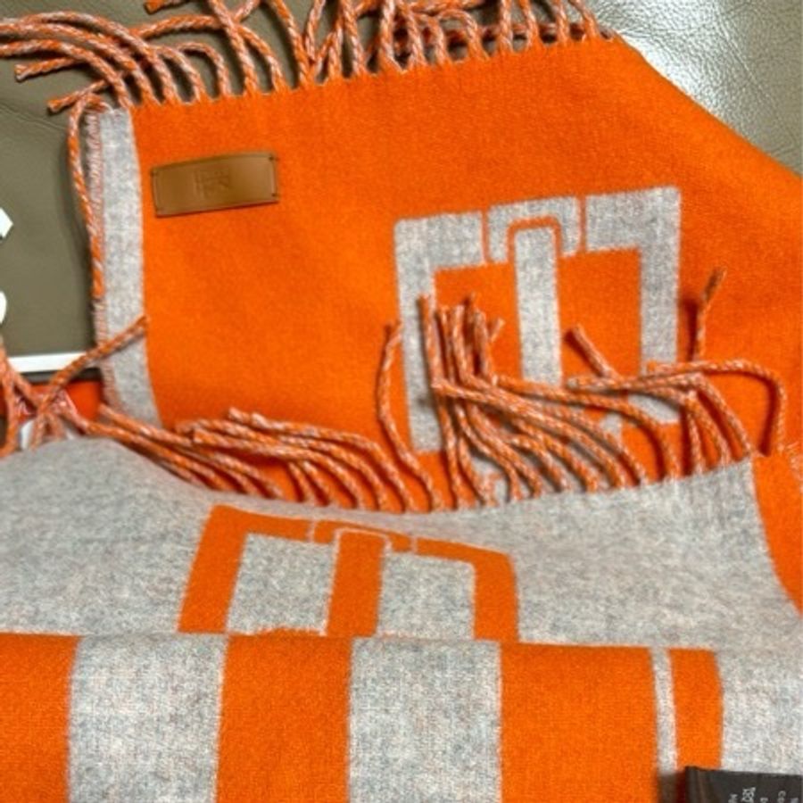 全新愛馬仕圍巾保證正品附發票Hermes-9