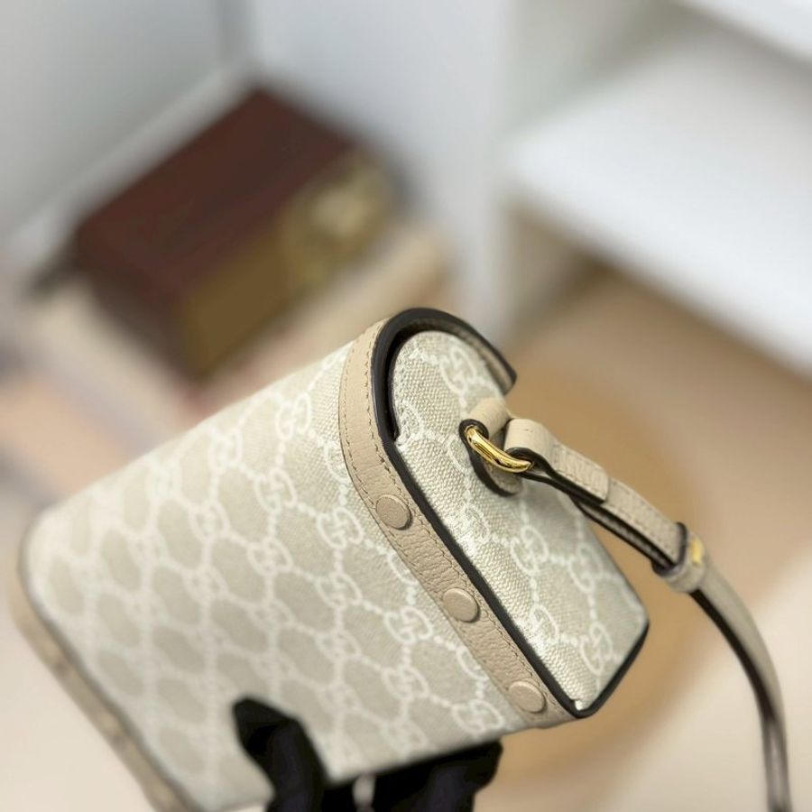 🏷Gucci 古馳.1955 Horsebit 馬銜釦橫式手機包-11