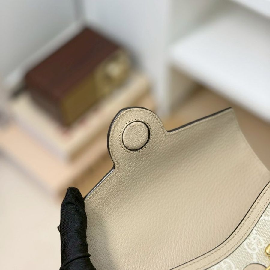 🏷Gucci 古馳.1955 Horsebit 馬銜釦橫式手機包-17