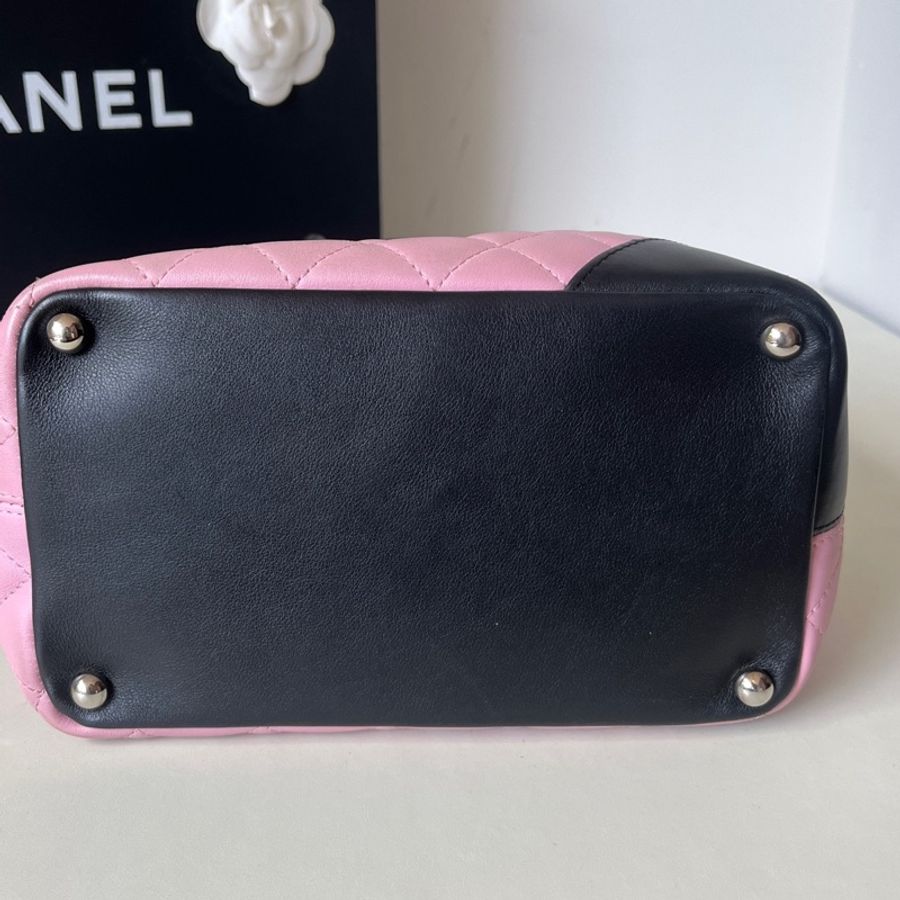 95新 Chanel/香奈兒 粉黑康鵬菜籃子小號牛皮 9開卡標齊全-4