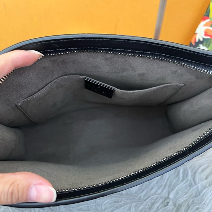 GUCCI古馳 老花Logo壓紋條紋織帶 皮革 手拿包-5