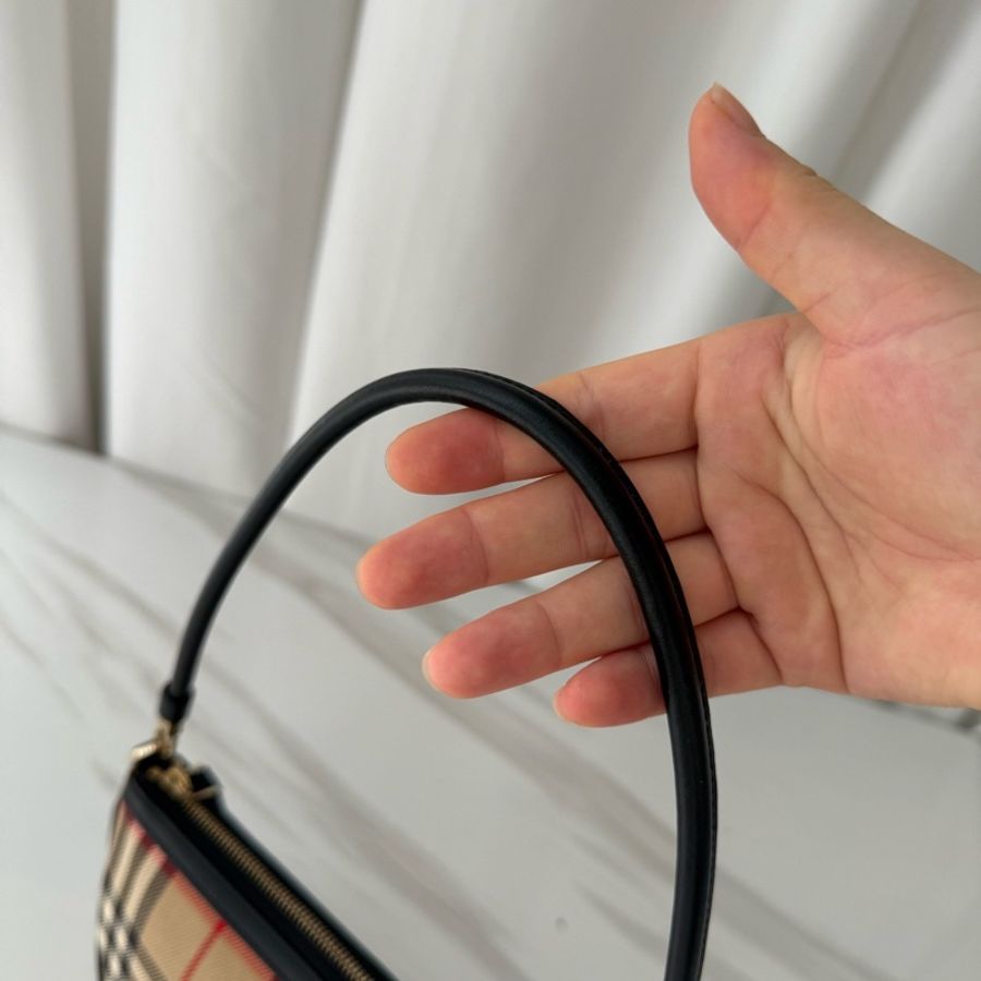 巴寶莉 Burberry 戰馬格紋 單肩腋下包-6