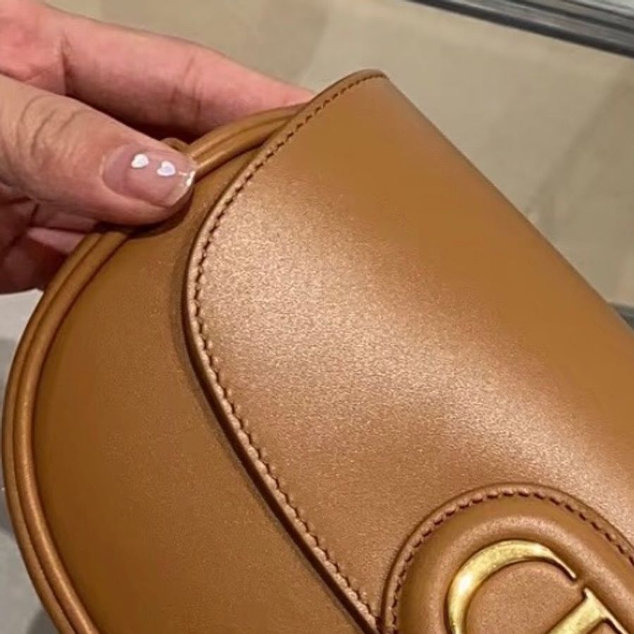 99新 Dior 迪奥Bobby新月包 琥珀色光面牛皮革-4