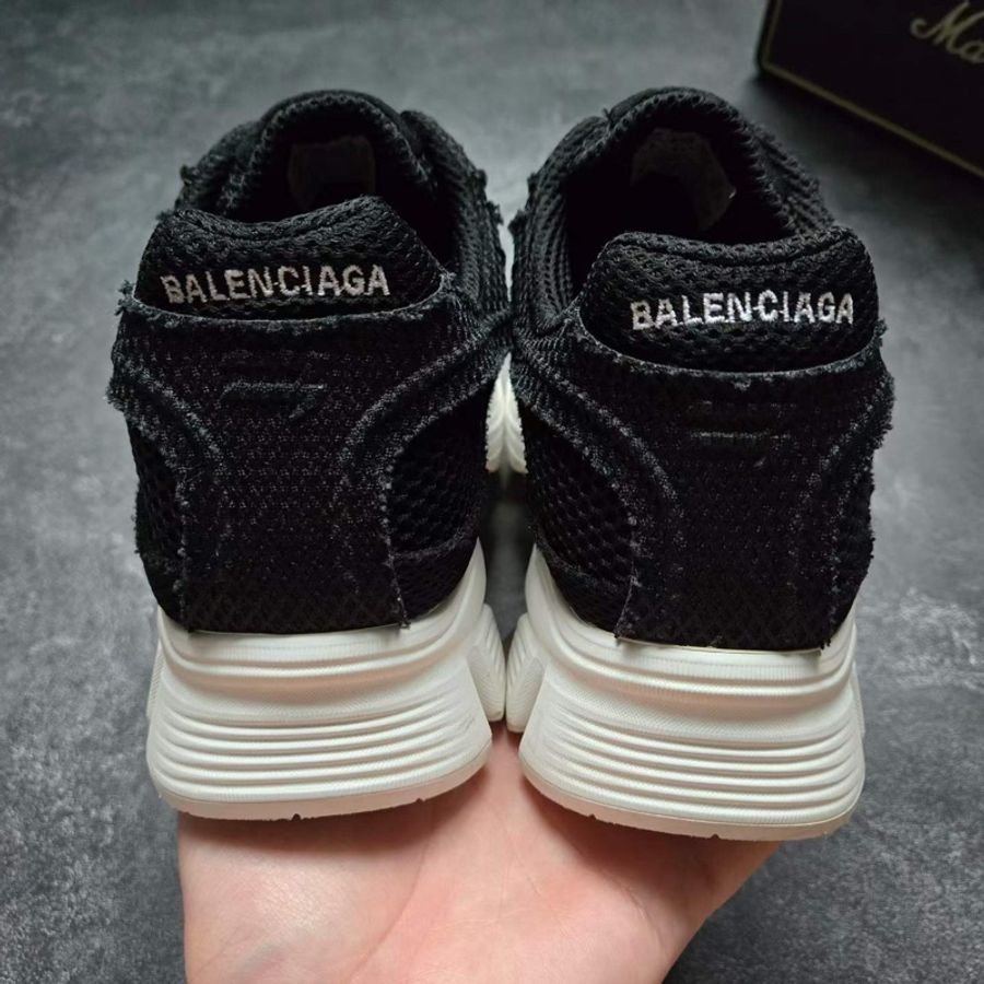 巴黎世家BALENCIAGA PHANTOM 黑白 43碼-2