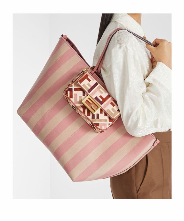 Fendi 女士 雙提手托特包均碼碼大號、35cm*19.5cm*32cm-4