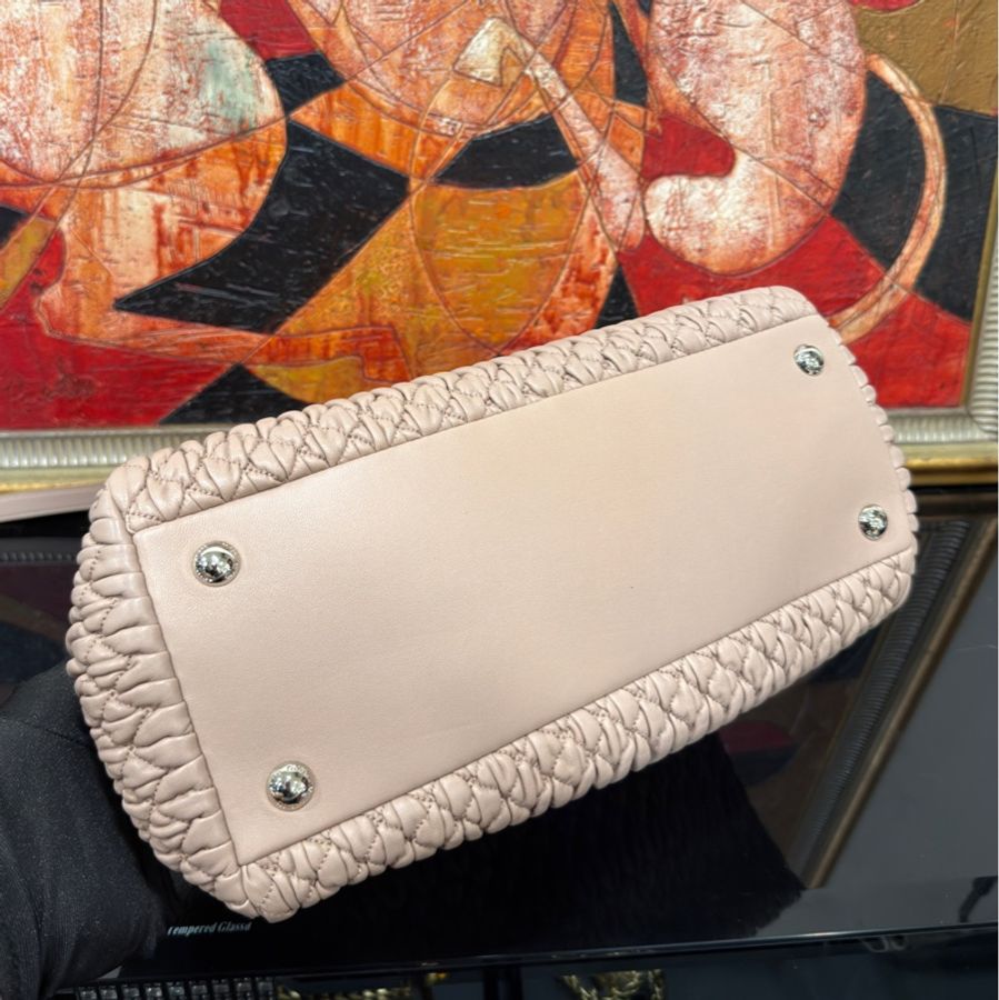 🈶購證 #99新閒置✨ 🈶長肩帶🉑斜背 Miumiu淡粉抓皺托特包-7
