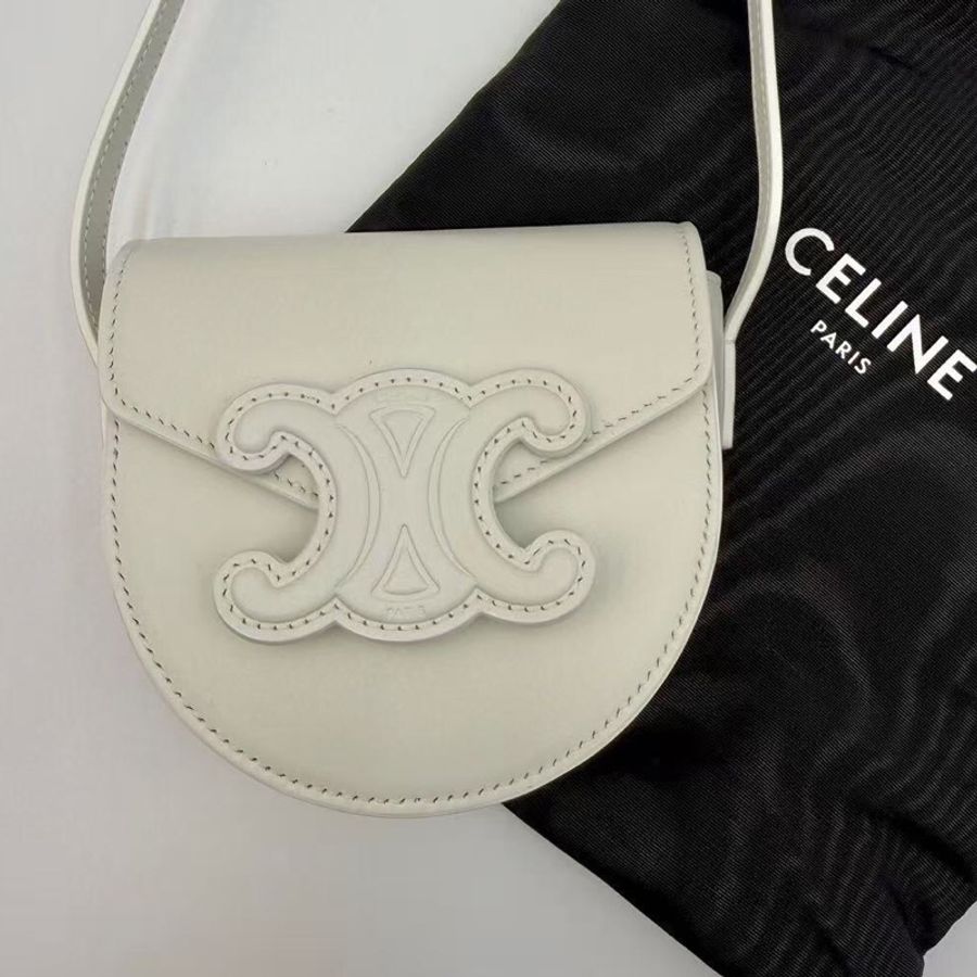 CELINE/賽琳 BesaceCuir Triomphe凱旋門系列馬鞍包Mini版 光面牛皮革郵差-0
