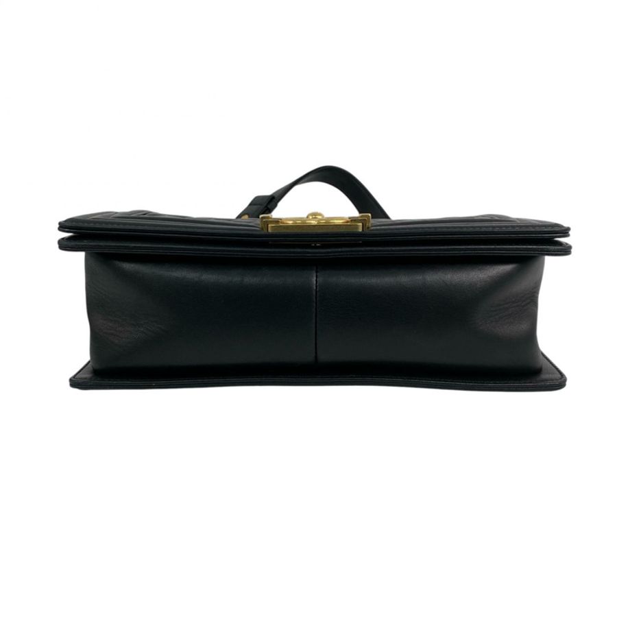 △ CHANEL 香奈兒 Black Lambskin Boy 25 Gold Tone Metal No.23 Chain Shoulder Bag 黑色小羊皮金色金屬No.23鎖鏈肩背包 A67086-267012122-4