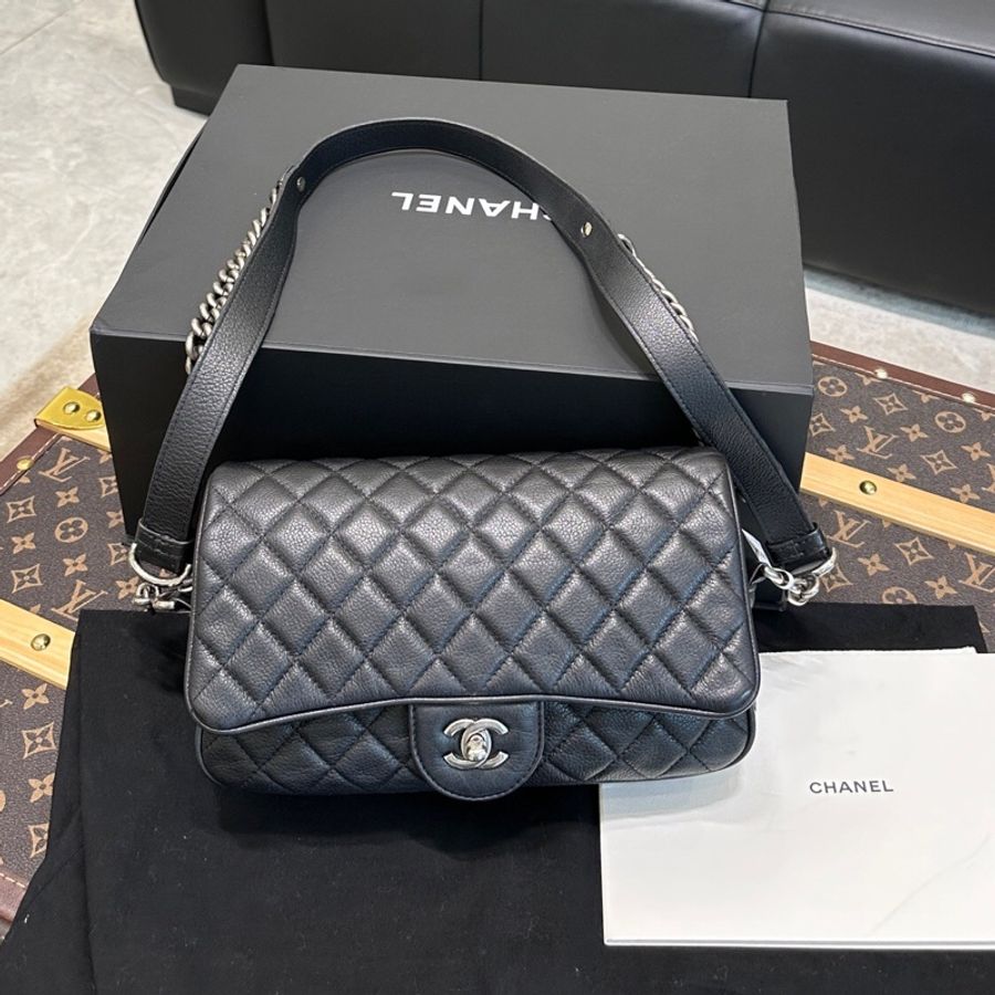 Chanel香奈兒中古黑銀荔枝牛皮季節款cf機場包 粗鏈條麻花cf單肩包腋下包 鏈條很長 底長26cm-0