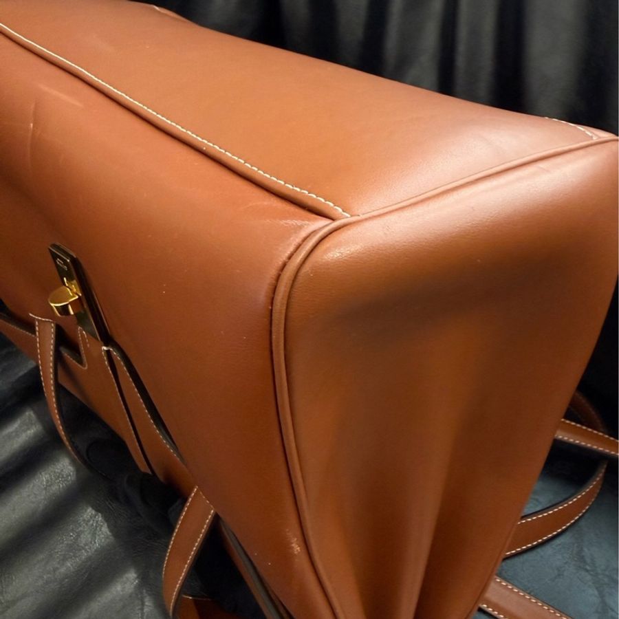 賽琳Celine Soft16中號棕色 焦糖色尺寸32×24×15-17