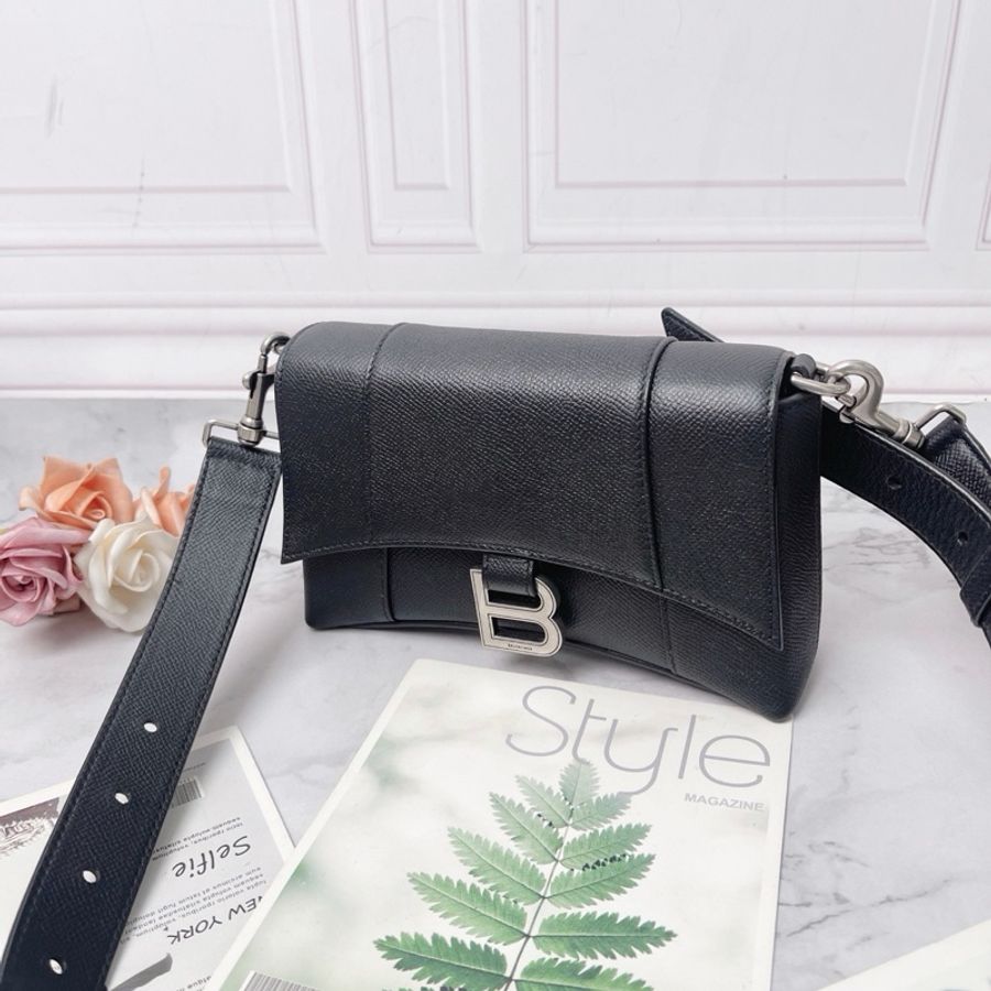 🖤 BALENCIAGA Downtown XS 黑色荔枝牛皮肩背包 🖤-12