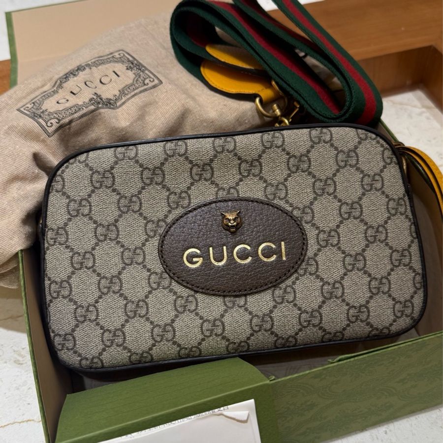 #帶台灣購證 #專櫃價格近5萬 #Gucci 虎頭相機包 包身很挺 買到賺到-3