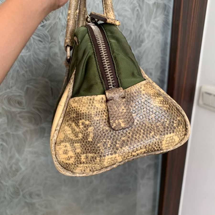 Prada蜥蜴皮拼接綠色尼龍 保齡球包 手提包 腋下包 手拿包 y2k 辣妹搭配 辣妹包包 小眾稀有-6
