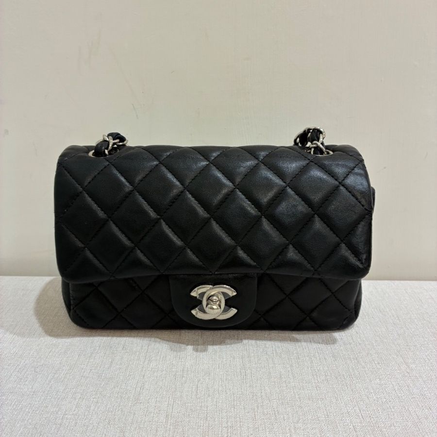 99新🖤✨#香奈兒 #黑銀 #cf mini #盒子塵袋購證-2