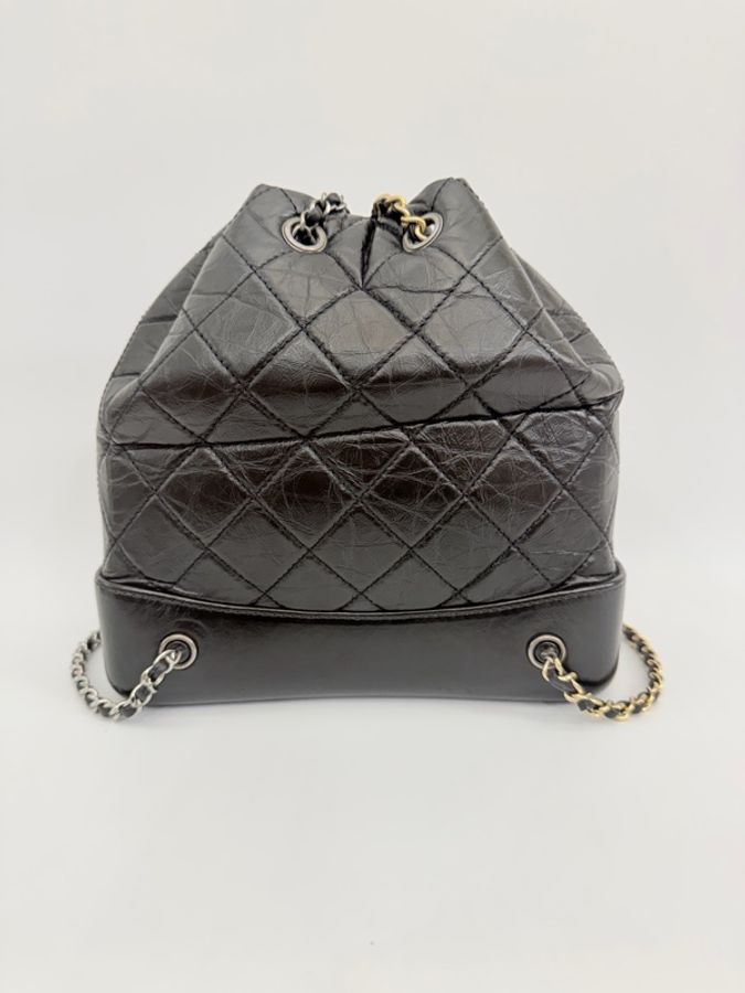 Chanel 黑復刻牛皮霧銀釦皮穿鍊流浪後背包-10