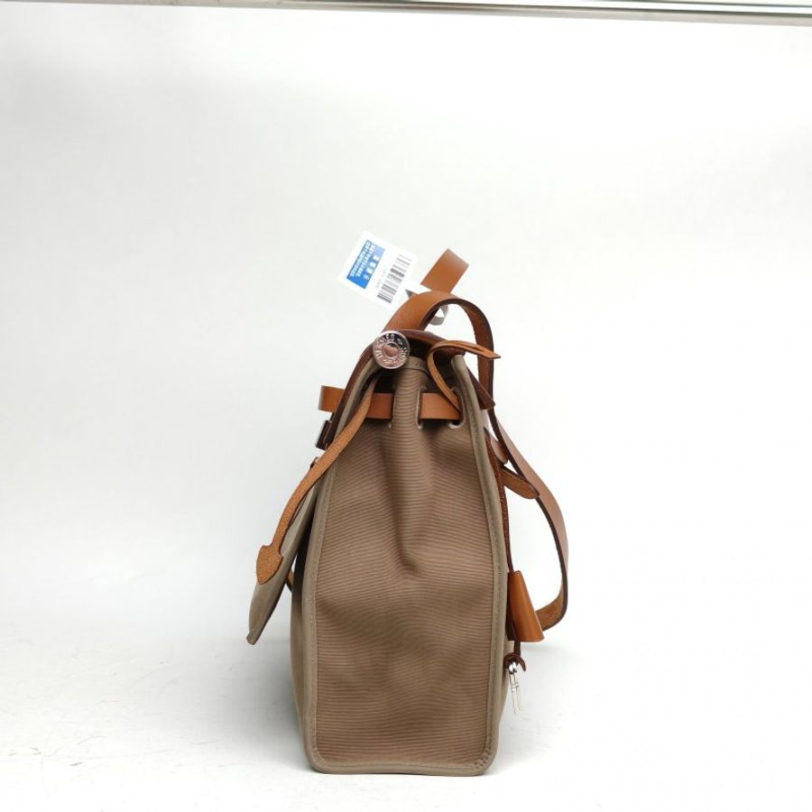 HERMES Herbag3118大象灰帆布A刻銀扣肩背包-3
