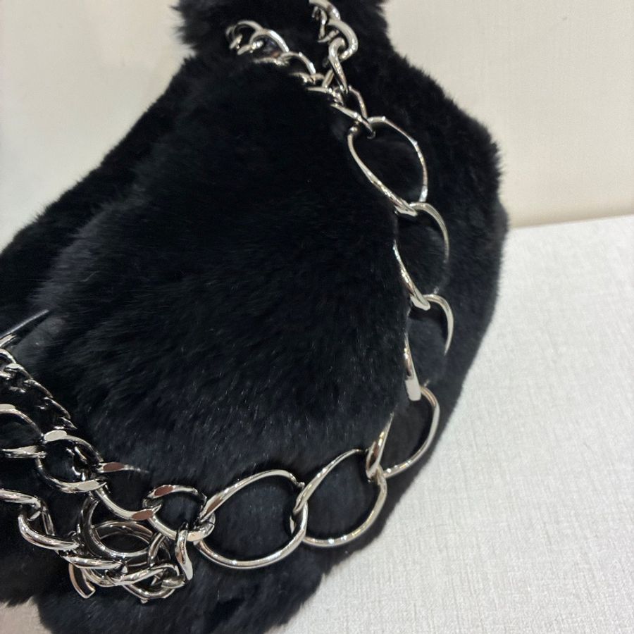 98新🖤#香奈兒 #後配背帶 #兔毛圓環手提 #晚宴包-5
