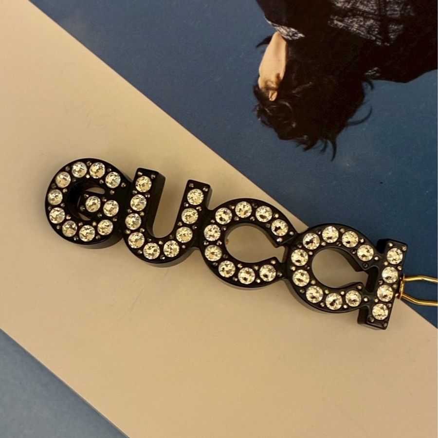 Gucci 滿鑽字體髮夾🎀-7