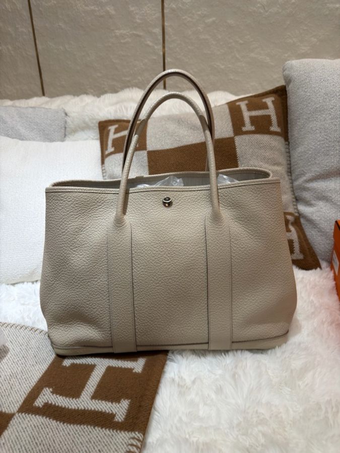 Hermes/ 花園36/ 冰川白/ 匡R-0