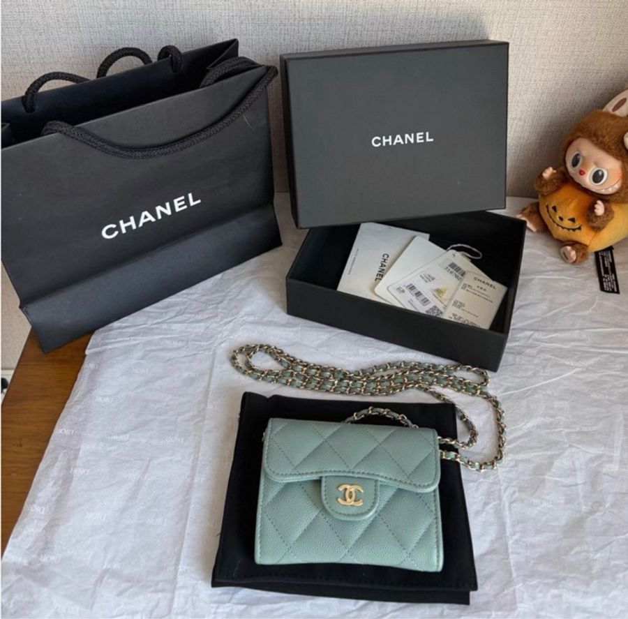 (閒置近新)CHANEL Mini Wallet On Chain 薄荷綠魚子醬牛皮鏈袋-8