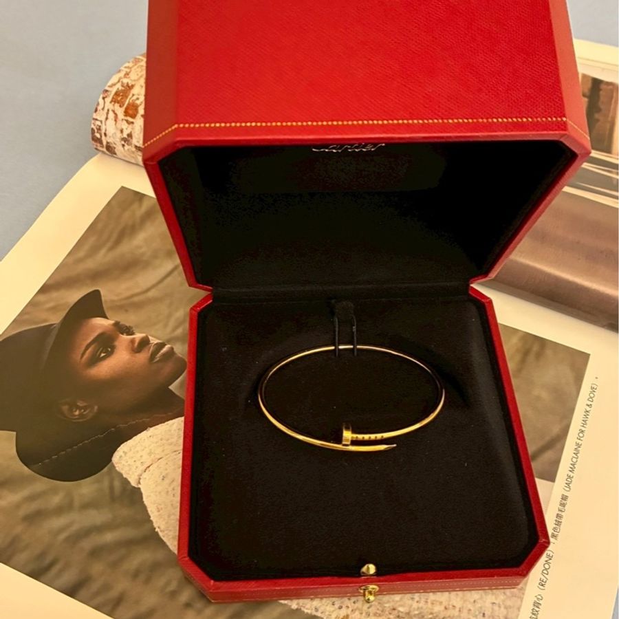 cartier 18K釘子手環😍-0