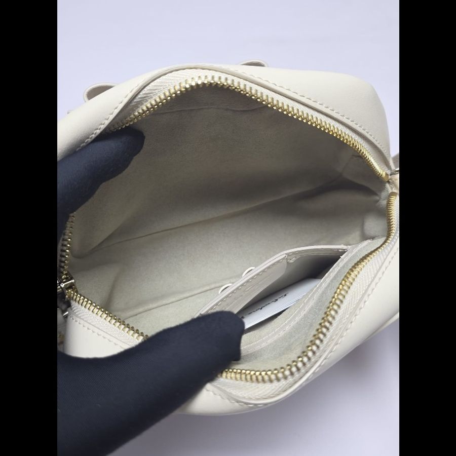 Ferragamo - Vara Bow Camera Bag-15