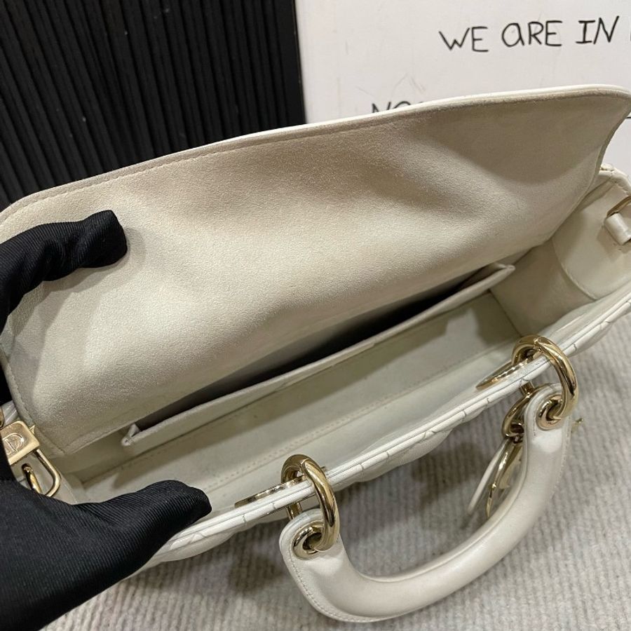 Dior迪奧Lady D-Joy中號橫版戴妃包白色羊皮經典藤格紋-8