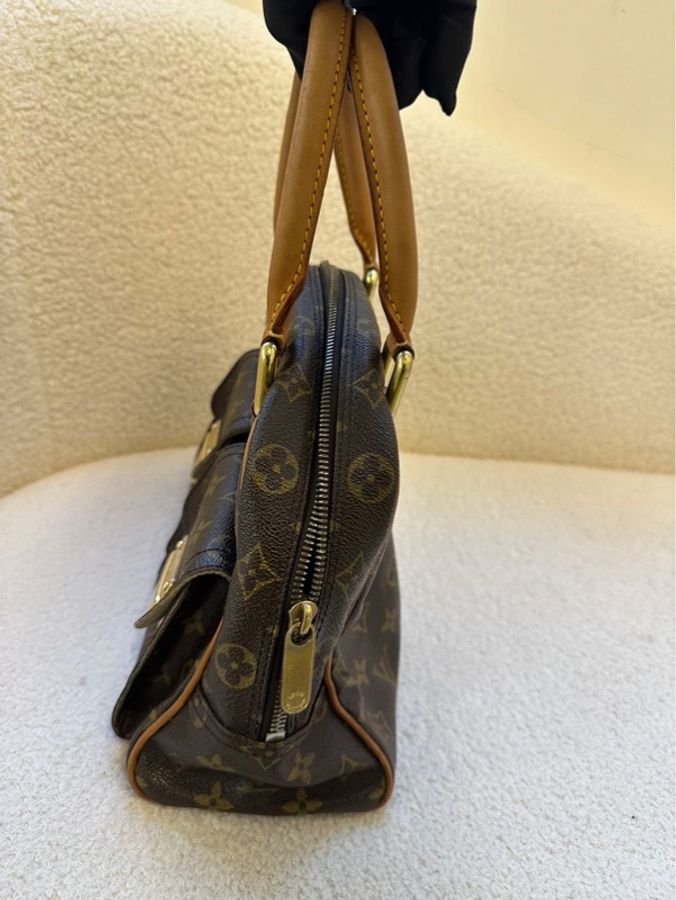 路易威登 Louis Vuitton 曼哈頓老花手提包
雙口袋設計 + 經典老花,復古又時髦
手提出街-12