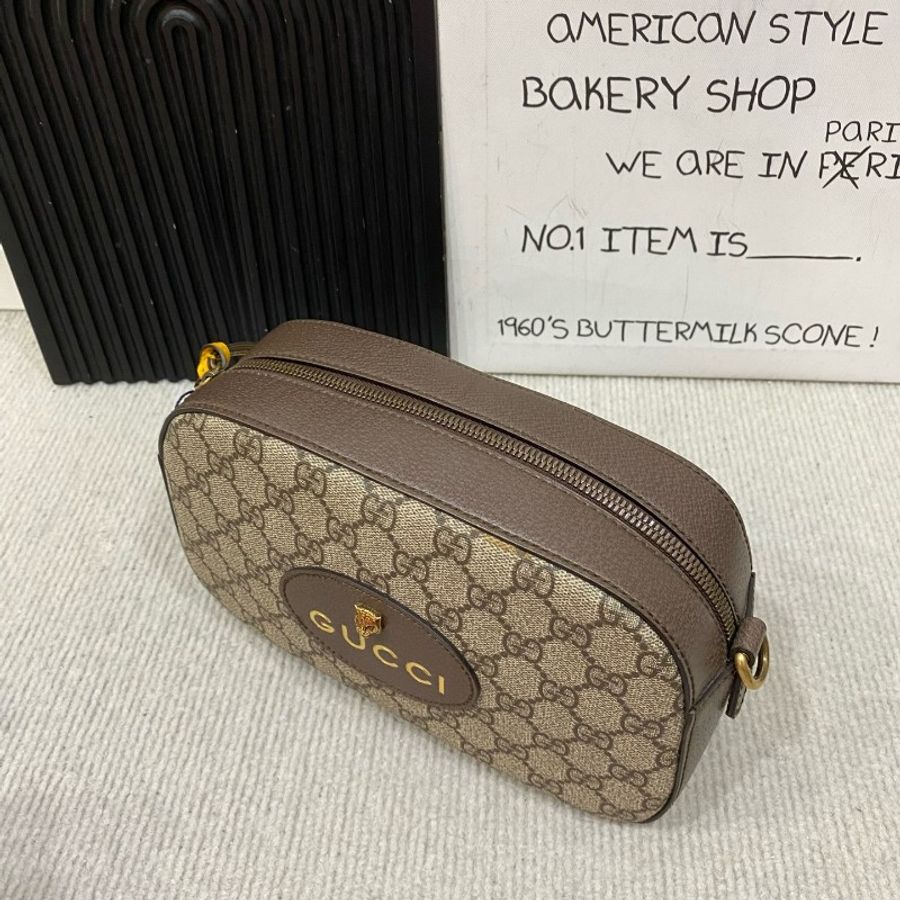Gucci古馳虎頭相機包寬肩帶斜挎包-5
