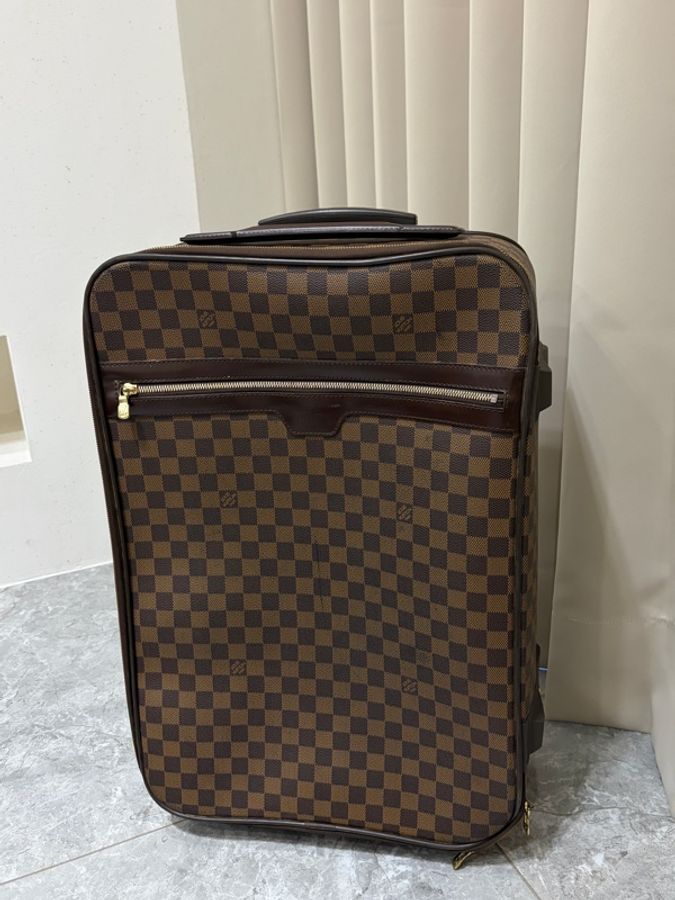 LV棋盤格大手拉行李箱-0