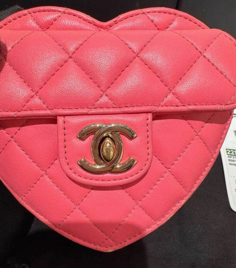 (情況良好)CHANEL Heart Vanity 愛心斜孭包 珊瑚紅-1