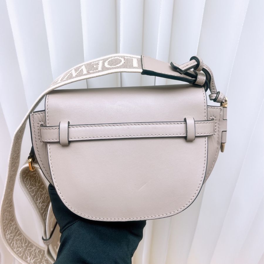 Loewe gate dual 沙色迷你馬鞍包-6