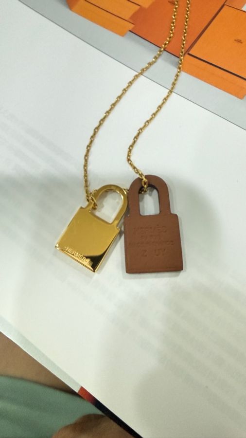Hermes 愛馬仕 O'KELLY 項鍊 皮革鎖頭項鍊 HERMÈS-4