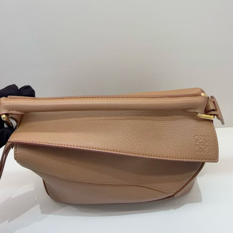 Loewe羅意威 puzzle 太妃糖色 小號 手提包斜挎包 金扣-5