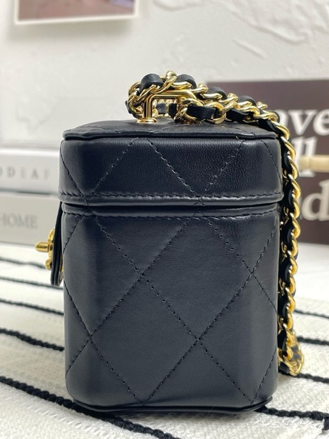 99新Chanel香奈兒金標鏈條羊皮盒子包-2