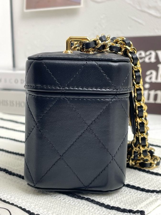 99新Chanel香奈兒金標鏈條羊皮盒子包-4
