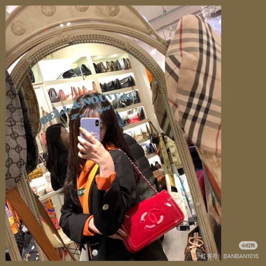 CHANEL 紅色銀扣漆皮浮雕雙C大Iogo肩背包 29*18*14 9新 配件塵袋-1