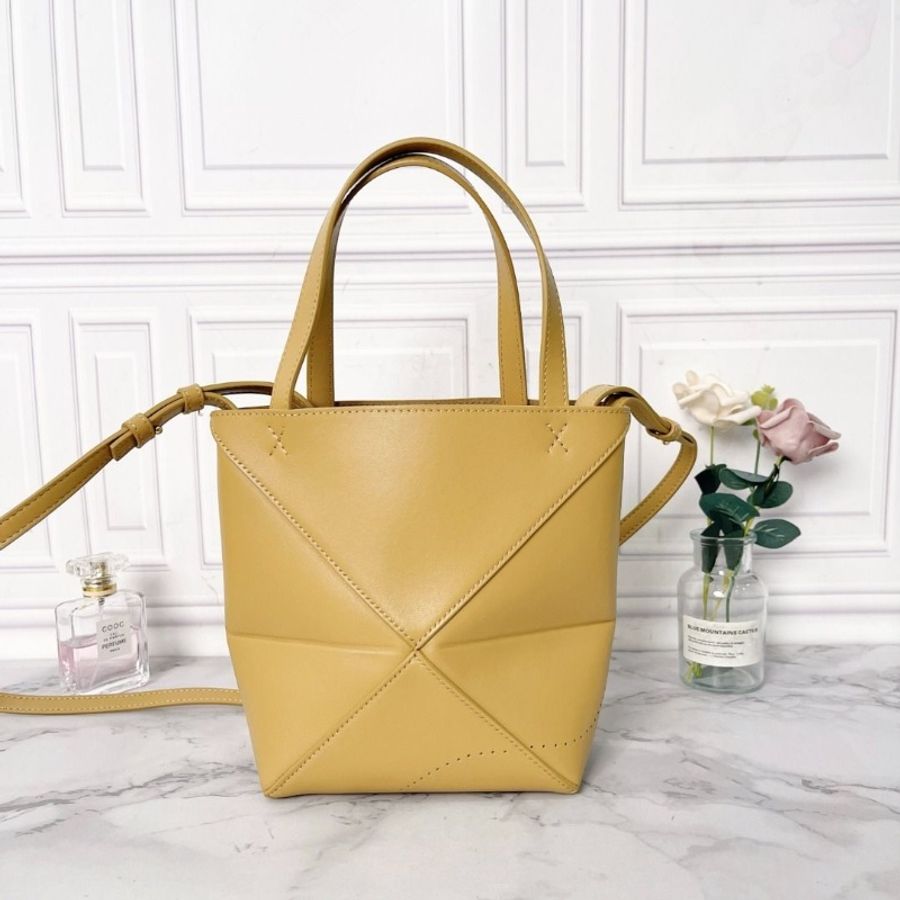 LOEWE 情人節限定薑黃色 小刺蝟別針幾何tote迷你托特包 16×20cm 9新 配件塵袋-2