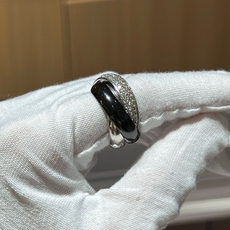 Cartier卡地亚白金镶钻三环宽版戒指-4