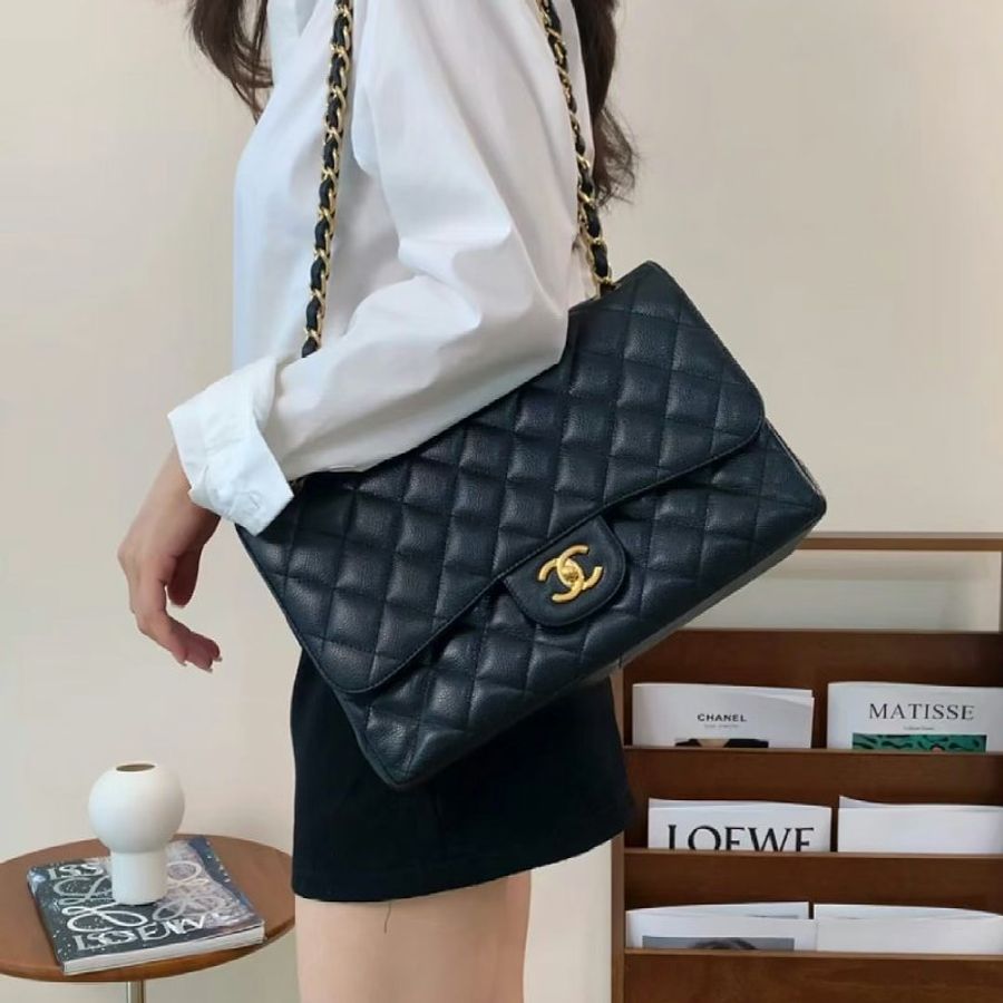 CHANEL 經典口蓋包Jumbo CF30 - 粒面牛皮黑金23開-1