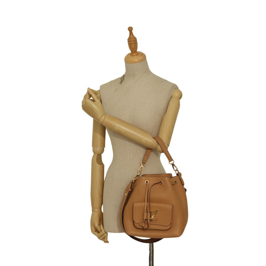 棕色 Taurillon牛皮 Lockme Bucket NV 肩背包【LOUIS VUITTON LV 路易威登】 M57689-6