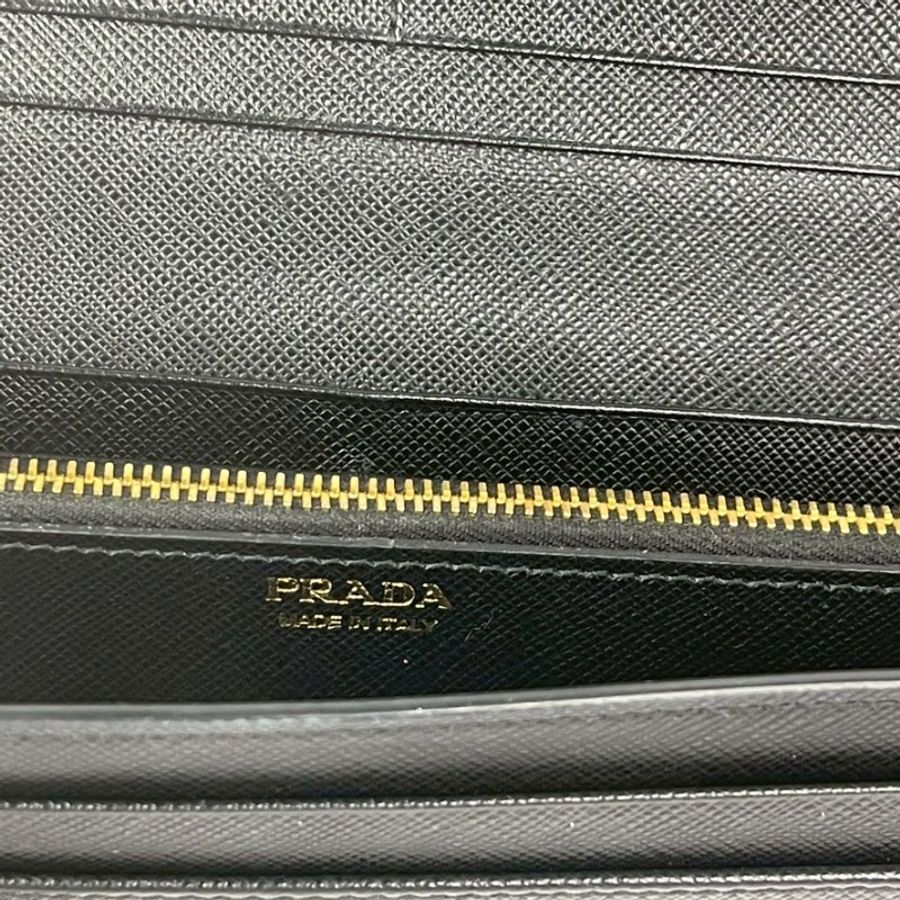 PRADA 浮雕LOGO 防刮信封長夾 黑色-7